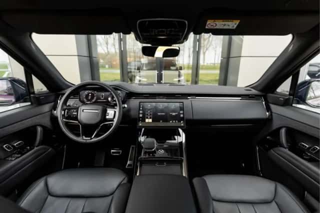 Land Rover Range Rover Sport (2025) thumbnail 18