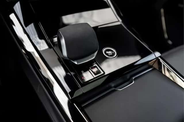 Land Rover Range Rover Sport (2025) thumbnail 41