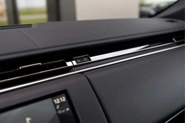 Land Rover Range Rover Sport (2025) thumbnail 43