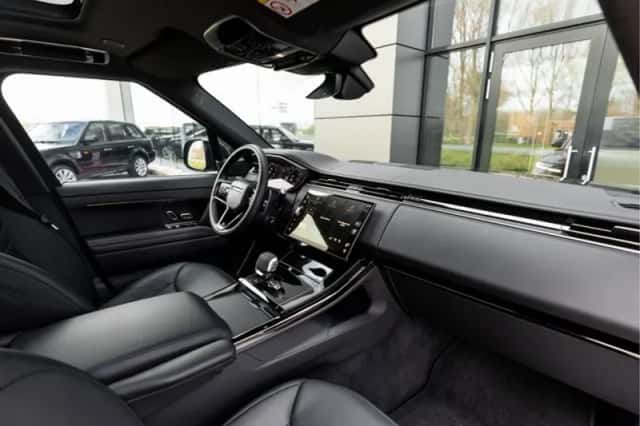 Land Rover Range Rover Sport (2025) thumbnail 48