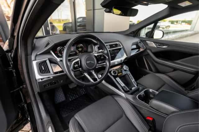 Jaguar I-Pace (2021) thumbnail 3