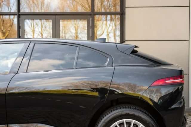 Jaguar I-Pace (2021) thumbnail 23