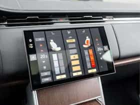 Land Rover Range Rover (2024) thumbnail 17