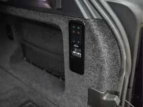 Land Rover Range Rover (2024) thumbnail 39