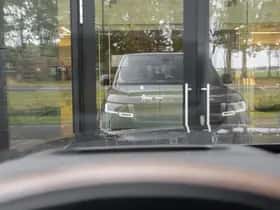 Land Rover Range Rover (2024) thumbnail 45