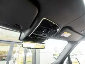 Land Rover Range Rover (2024) thumbnail 51