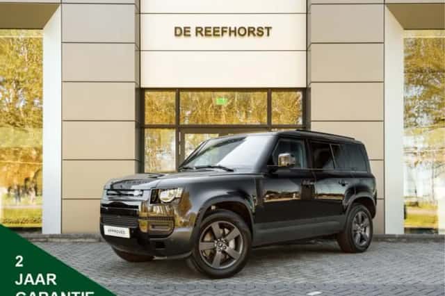 Land Rover Defender (2025) thumbnail 1