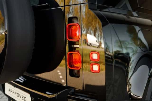 Land Rover Defender (2025) thumbnail 30