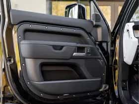 Land Rover Defender (2025) thumbnail 35