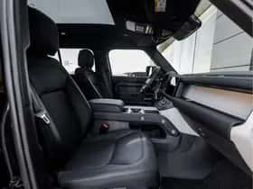 Land Rover Defender (2025) thumbnail 47