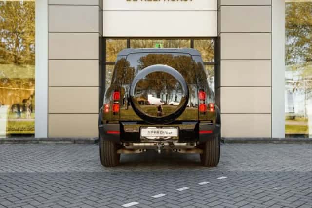Land Rover Defender (2025) thumbnail 7