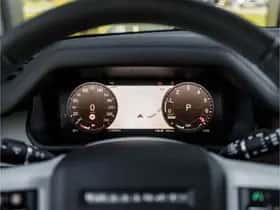 Land Rover Defender (2025) thumbnail 10