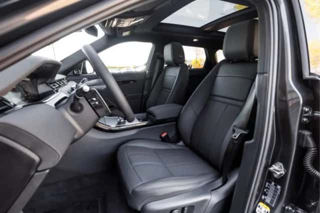 Land Rover Range Rover Evoque (2026) thumbnail 4