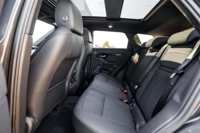 Land Rover Range Rover Evoque (2026) thumbnail 5