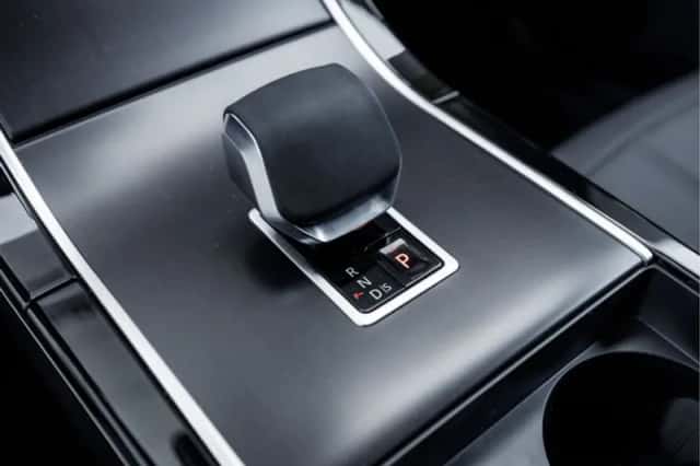Land Rover Range Rover Evoque (2026) thumbnail 41