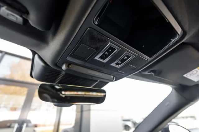 Land Rover Range Rover Evoque (2026) thumbnail 42