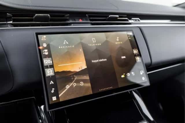 Land Rover Range Rover Sport (2026) thumbnail 12