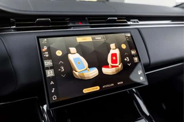 Land Rover Range Rover Sport (2026) thumbnail 15