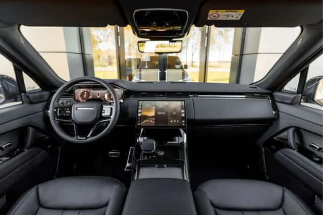 Land Rover Range Rover Sport (2026) thumbnail 18
