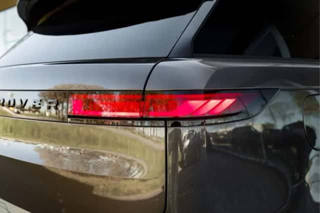 Land Rover Range Rover Sport (2026) thumbnail 30
