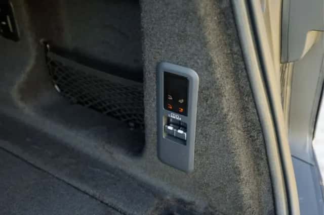 Land Rover Range Rover Sport (2026) thumbnail 35