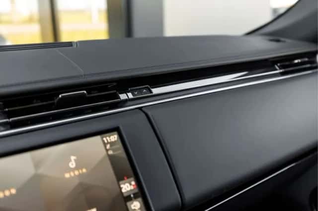 Land Rover Range Rover Sport (2026) thumbnail 45
