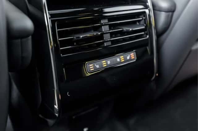 Land Rover Range Rover Sport (2026) thumbnail 49