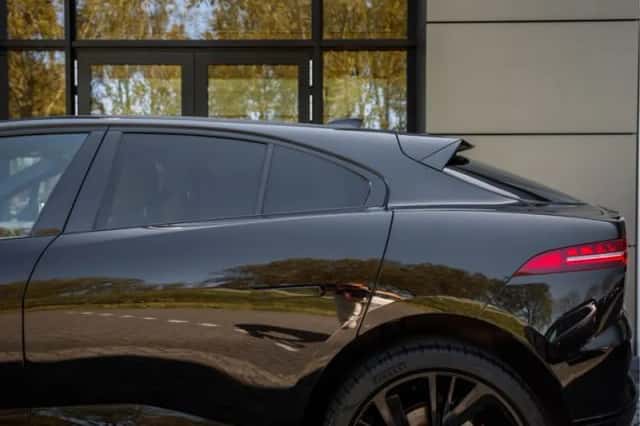 Jaguar I-Pace (2022) thumbnail 23