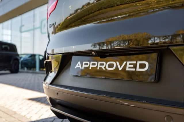 Jaguar I-Pace (2022) thumbnail 28