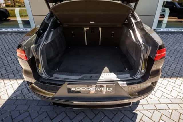 Jaguar I-Pace (2022) thumbnail 30