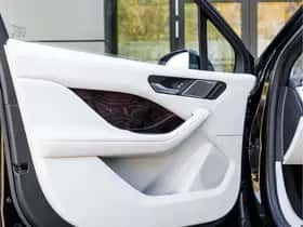 Jaguar I-Pace (2022) thumbnail 33
