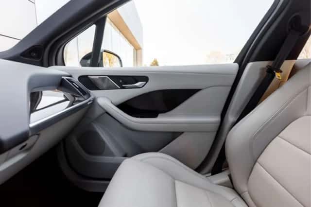 Jaguar I-Pace (2022) thumbnail 43