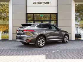 Jaguar F-Pace (2023) thumbnail 2