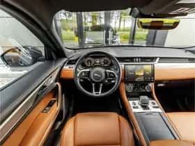 Jaguar F-Pace (2023) thumbnail 11