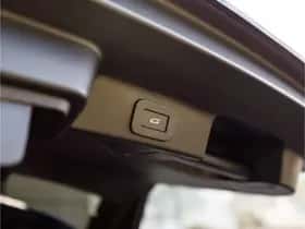 Jaguar F-Pace (2023) thumbnail 32