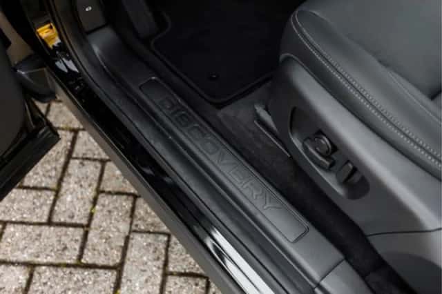 Land Rover Discovery Sport (2026) thumbnail 34