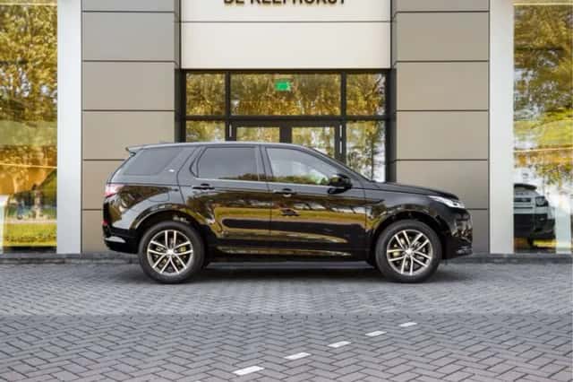 Land Rover Discovery Sport (2026) thumbnail 9