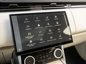 Land Rover Range Rover (2023) thumbnail 13