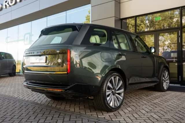 Land Rover Range Rover (2023) thumbnail 30