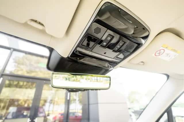 Land Rover Range Rover (2023) thumbnail 44