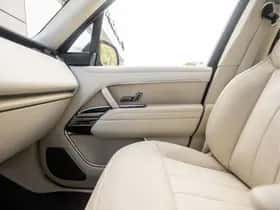 Land Rover Range Rover (2023) thumbnail 47