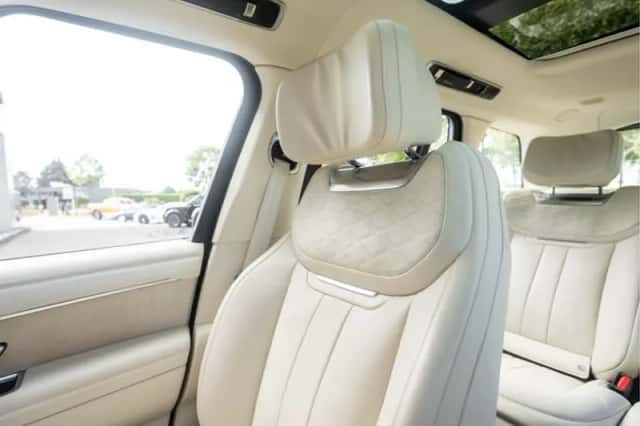 Land Rover Range Rover (2023) thumbnail 48