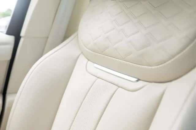 Land Rover Range Rover (2023) thumbnail 49