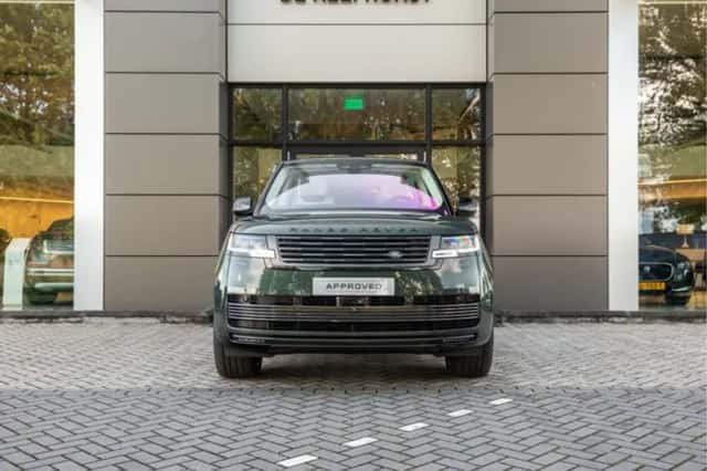 Land Rover Range Rover (2023) thumbnail 6