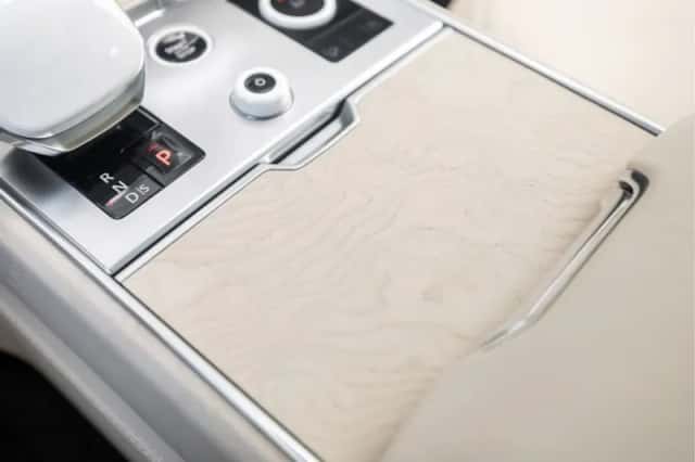 Land Rover Range Rover (2023) thumbnail 56
