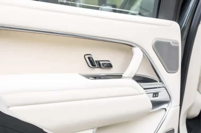 Land Rover Range Rover (2023) thumbnail 61