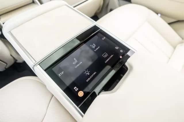 Land Rover Range Rover (2023) thumbnail 62