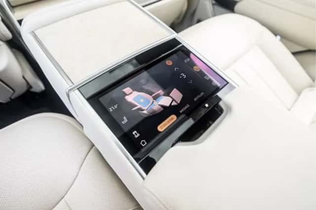 Land Rover Range Rover (2023) thumbnail 63