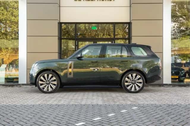 Land Rover Range Rover (2023) thumbnail 8
