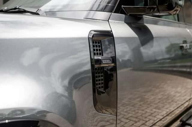 Land Rover Defender (2025) thumbnail 19